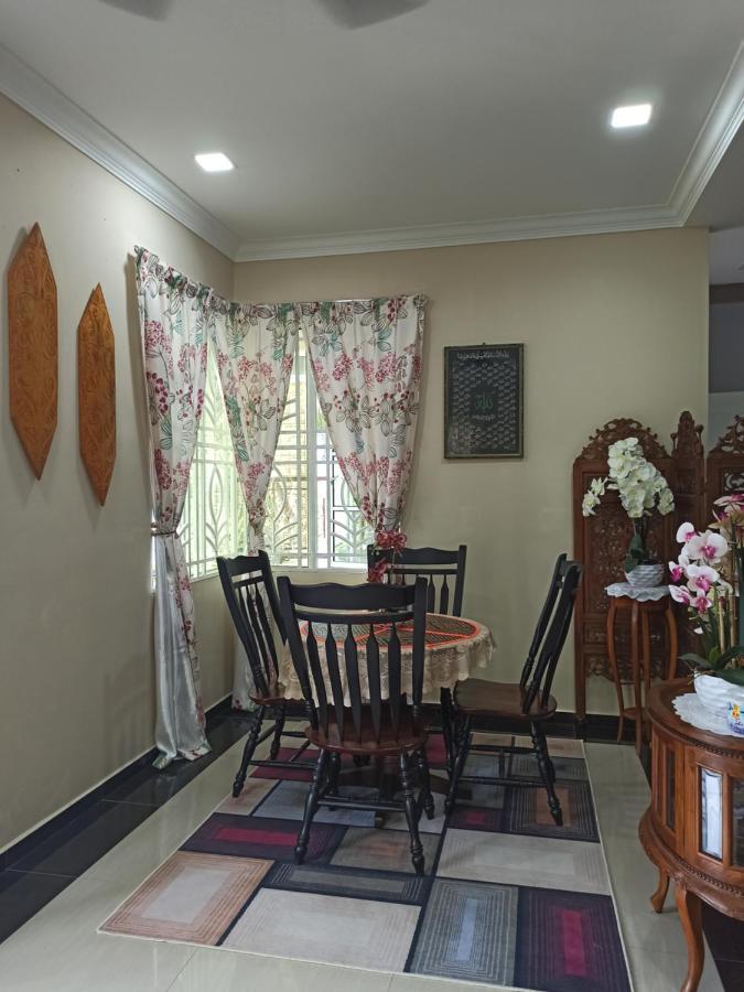 Darney'S Homestay Kg Bangau Tanjung Temerloh Eksteriør billede